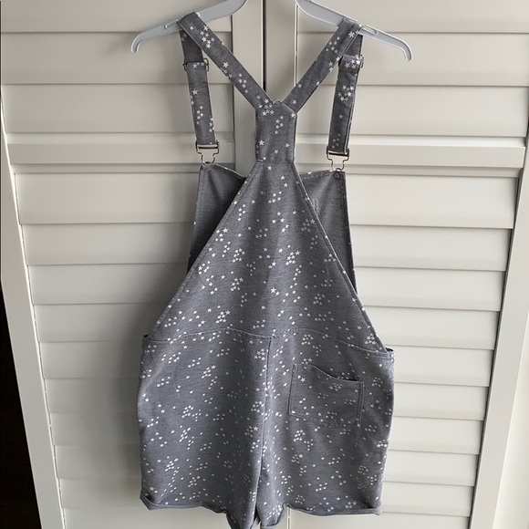 Grey Jersey Overall Shorts With White Stars - Picture 3 of 4